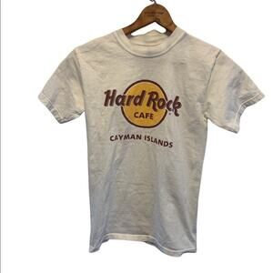 Vintage Hard Rock Cafe Cayman Islands white logo tee in a size XS. Classic!